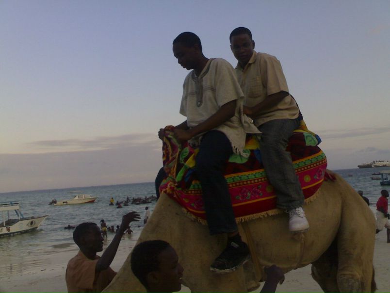 Erik Omondi фото №4