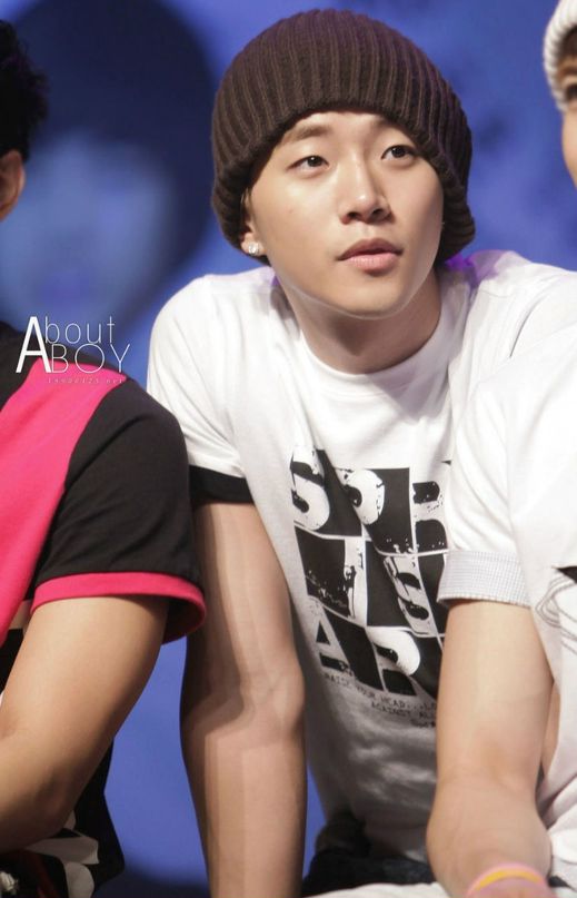 Lee Junho фотография #39